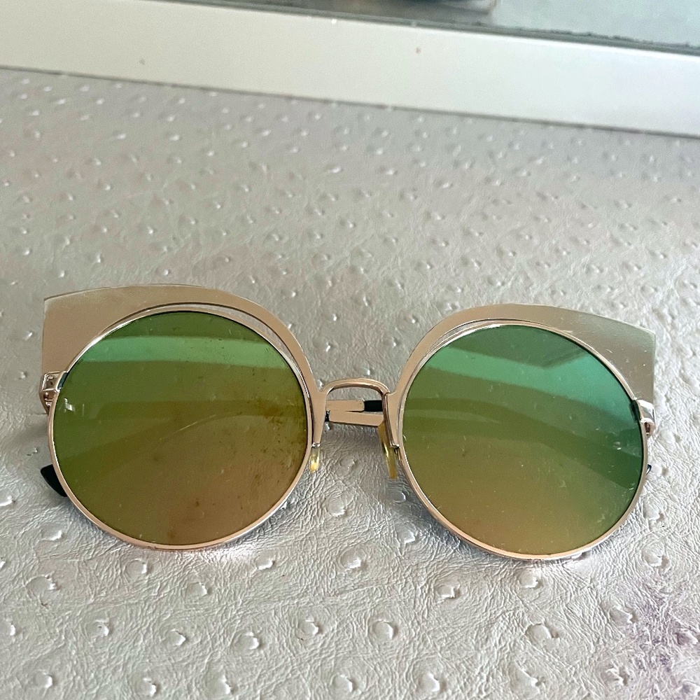 Gold Cat Eye Reflective Lens Sunglasses